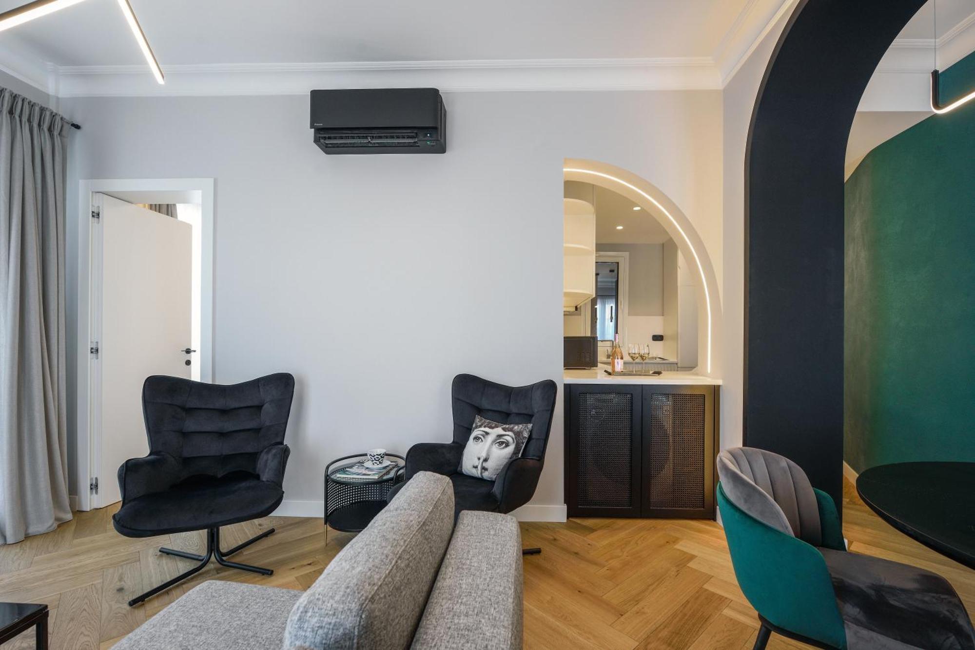 King Apartment Thessaloniki By Luxlikehome Selanik Dış mekan fotoğraf